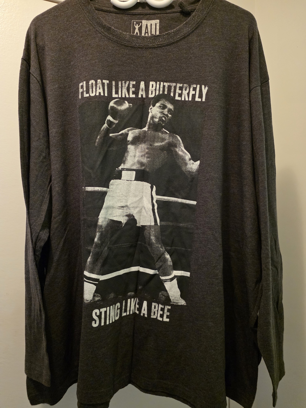 Men's Ali "Float Like a Butterfly" Long Sleeve Graphic Tee - Charcoal